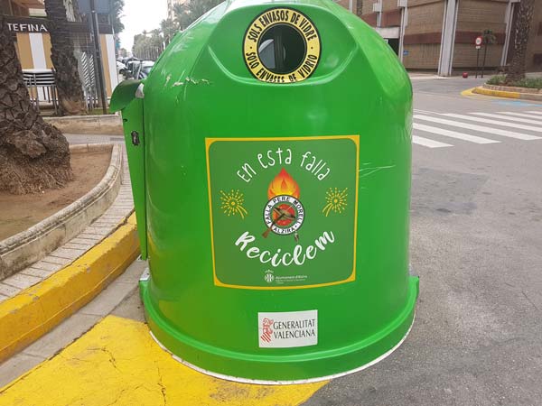 Reciclatge en Falles